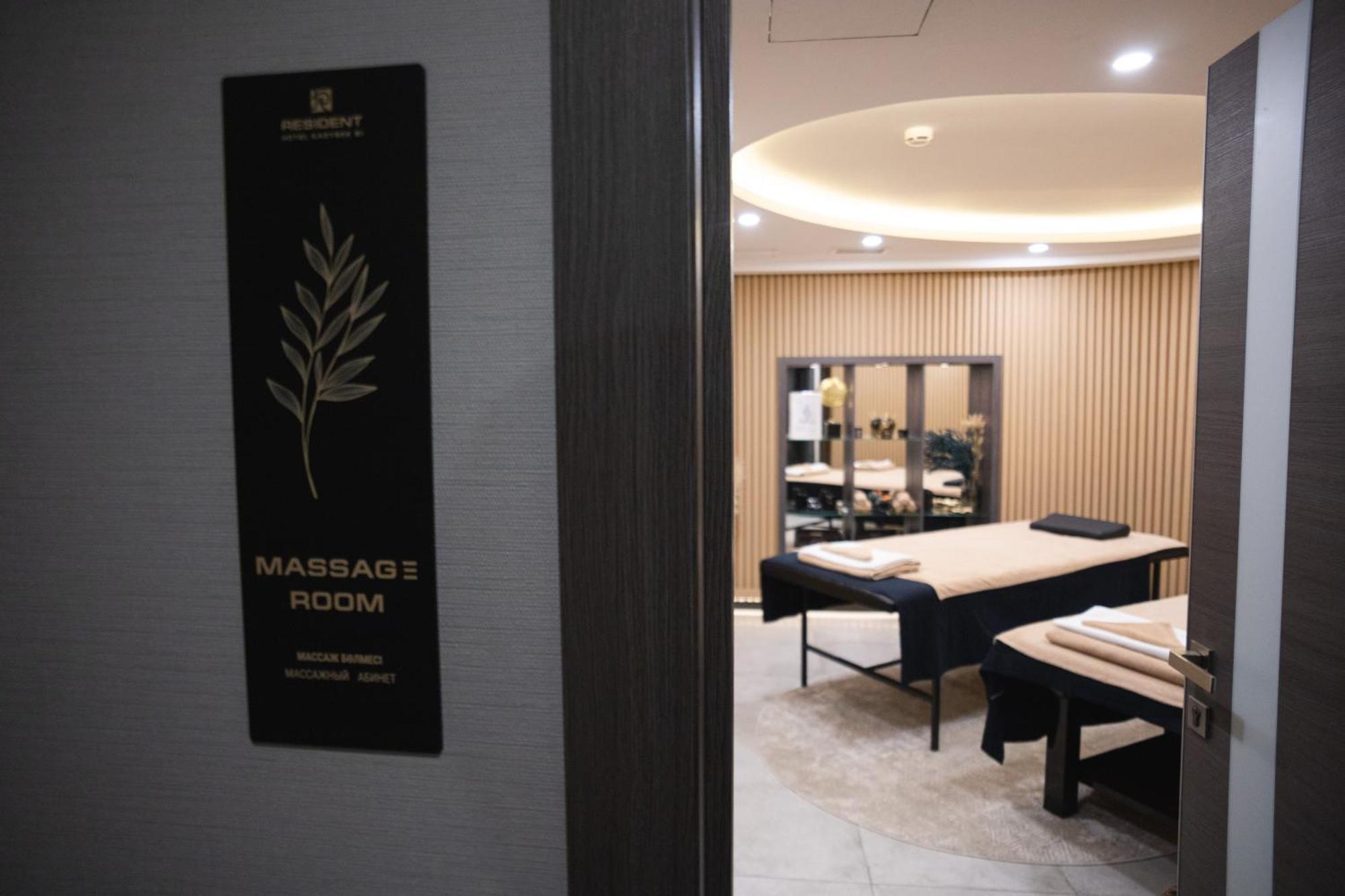 Resident Hotel Kazybek Bi 阿拉木图 外观 照片