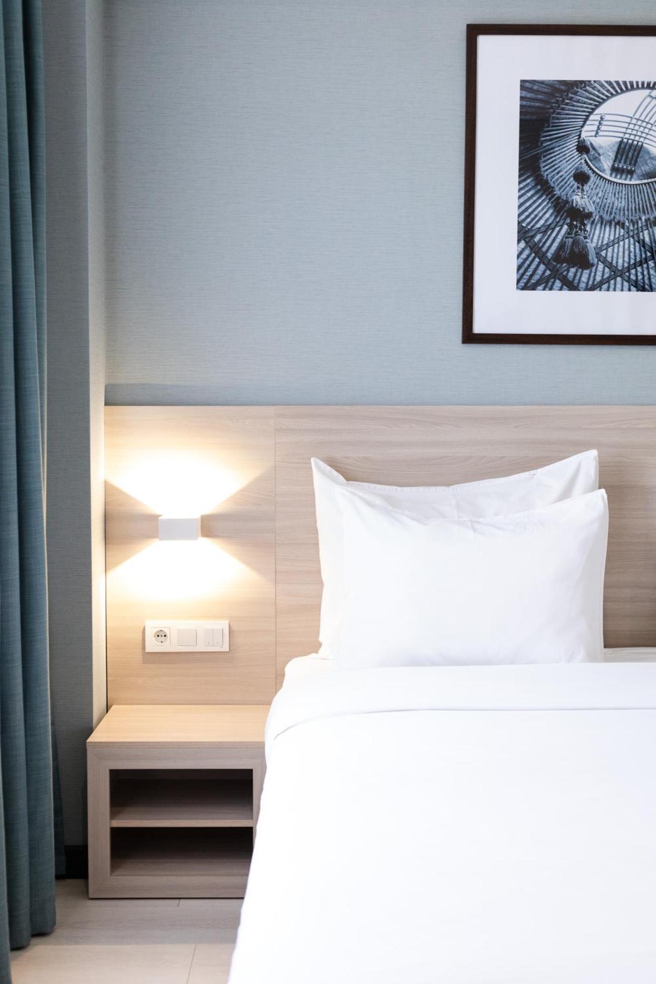 Resident Hotel Kazybek Bi 阿拉木图 外观 照片